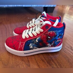 Marvel Spider-Man Authentic Heelys NWT Youth 2